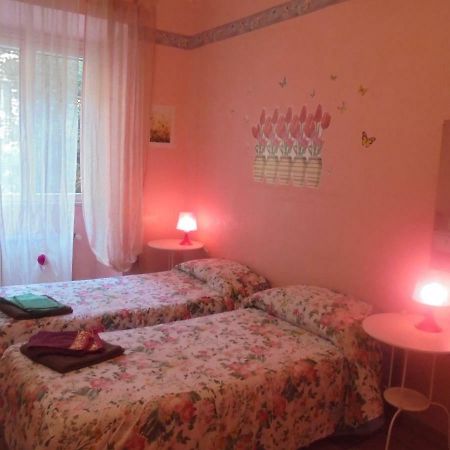 Bed and Breakfast Max House à Rome Extérieur photo