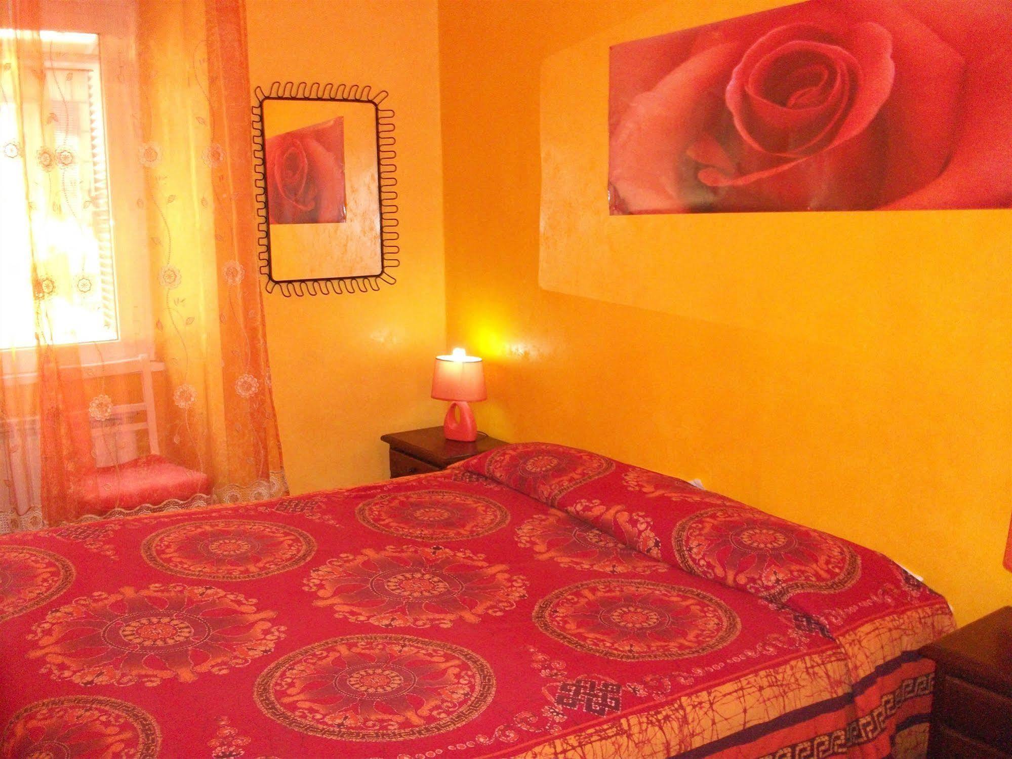 Bed and Breakfast Max House à Rome Extérieur photo