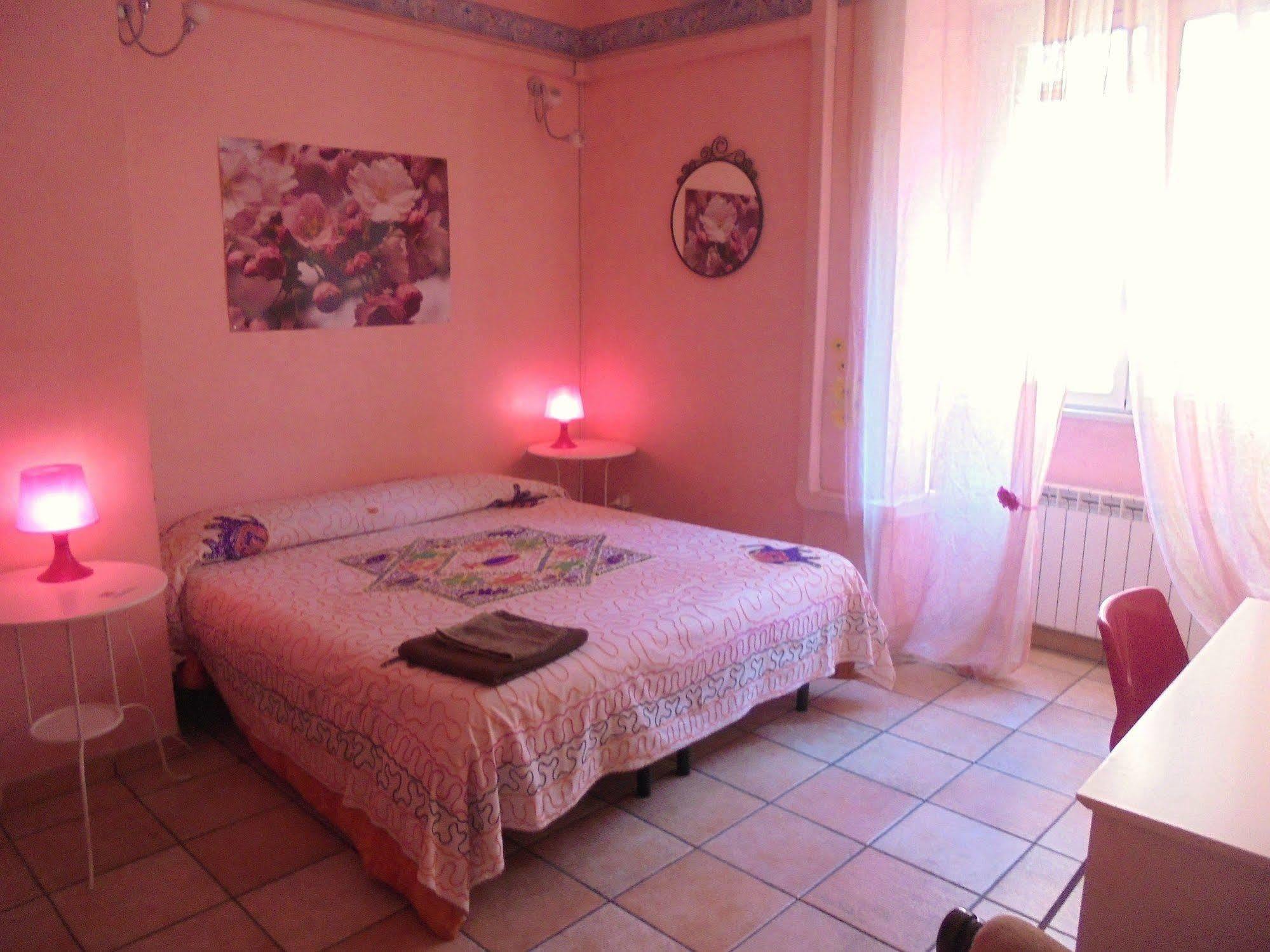 Bed and Breakfast Max House à Rome Extérieur photo