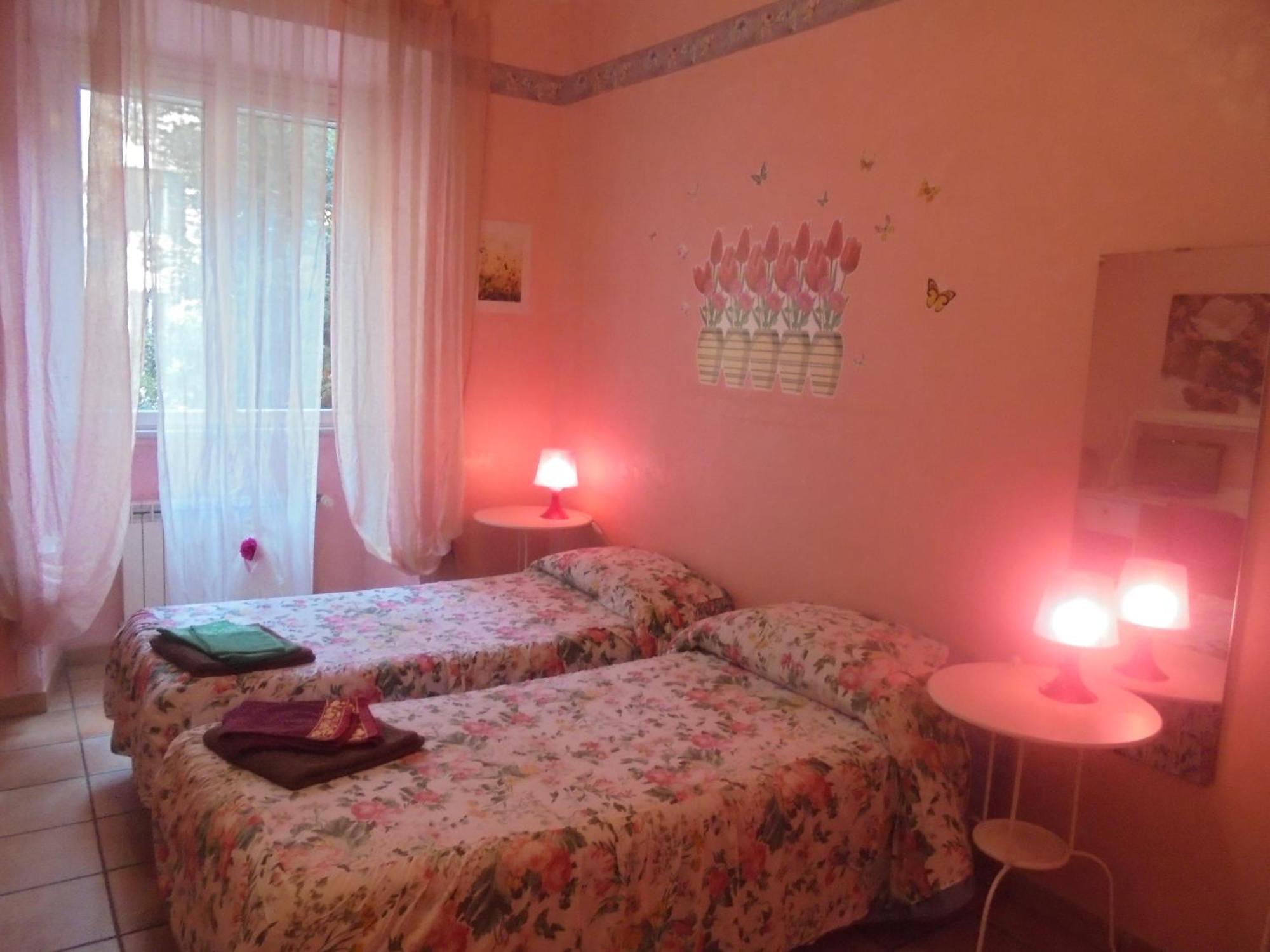 Bed and Breakfast Max House à Rome Extérieur photo