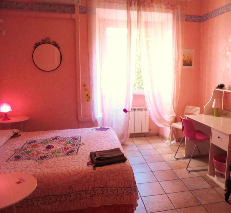 Bed and Breakfast Max House à Rome Extérieur photo
